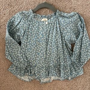 Vignette floral ruffle hem top.
